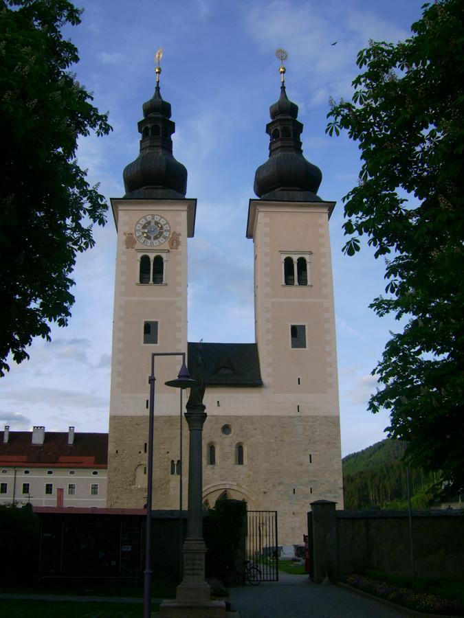 Kronenwirt Gurk Exterior photo